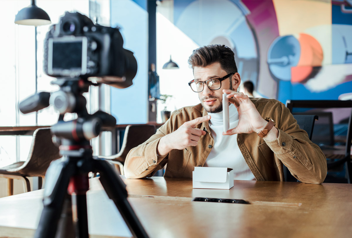 Фото 26 — Привлечение трафика через сотрудничество с блоггерами